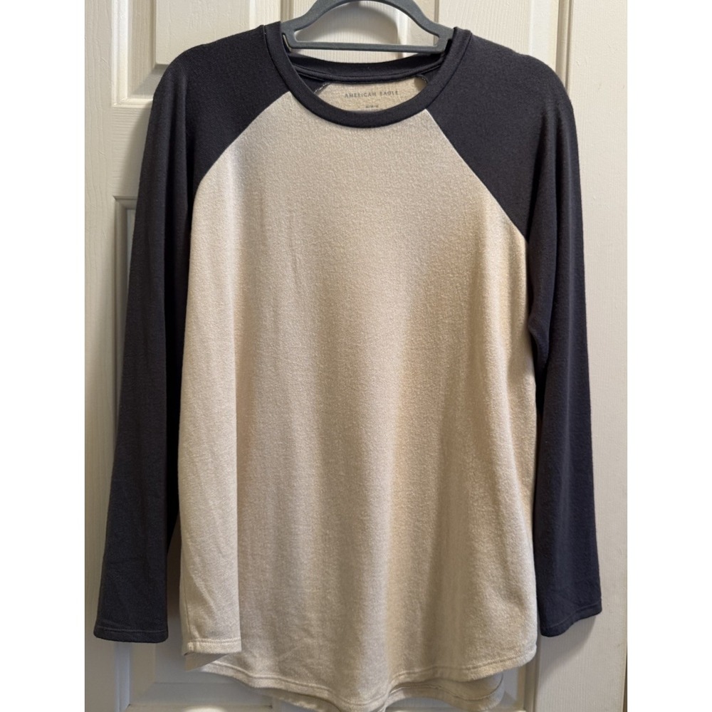 American Eagle Outfitters Soft Baseball Top Size‎ M, NWOT